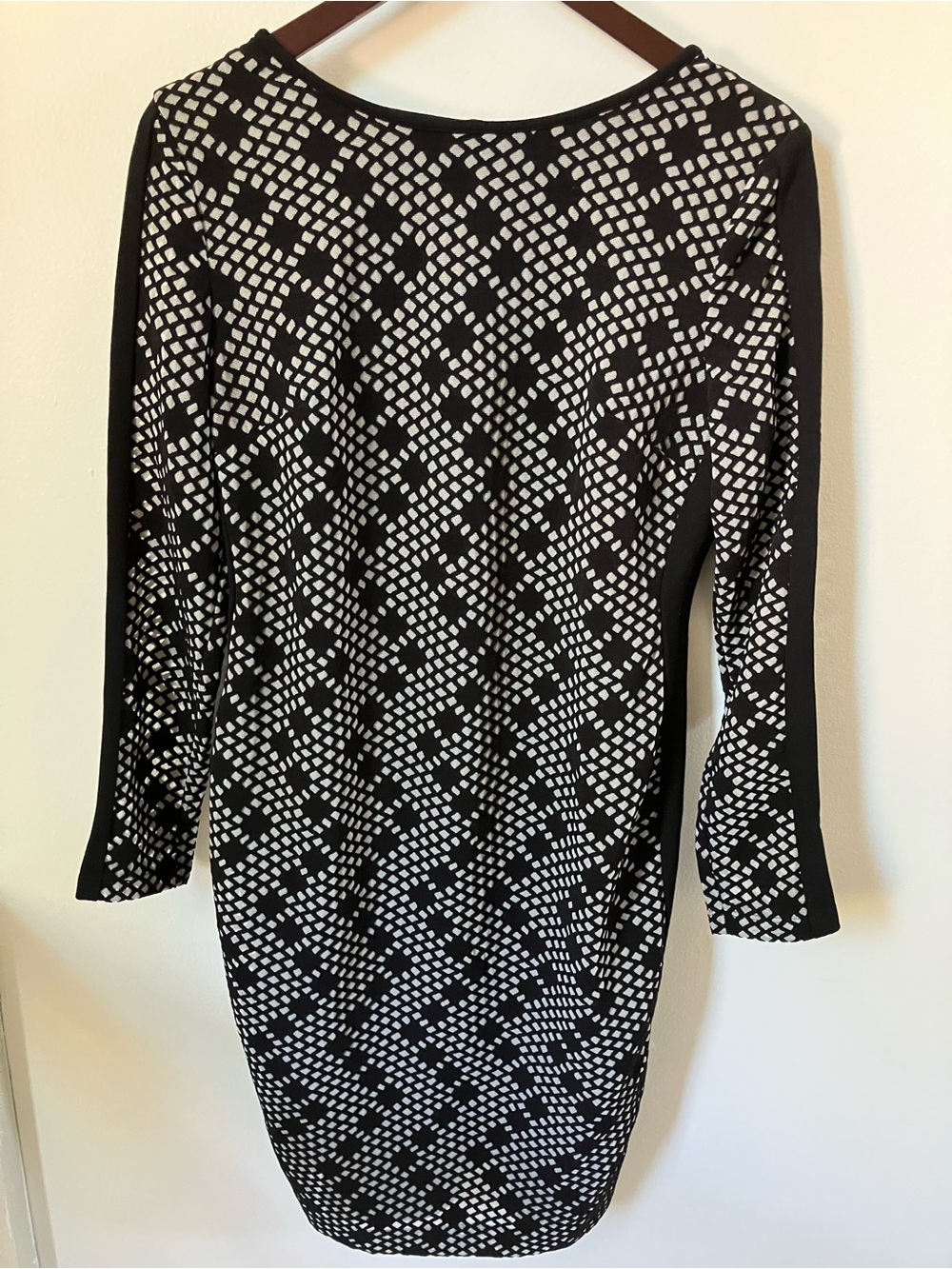 Vince Black White Diamond Grid Knit Midi Bodycon Dress Sz 12 EUC